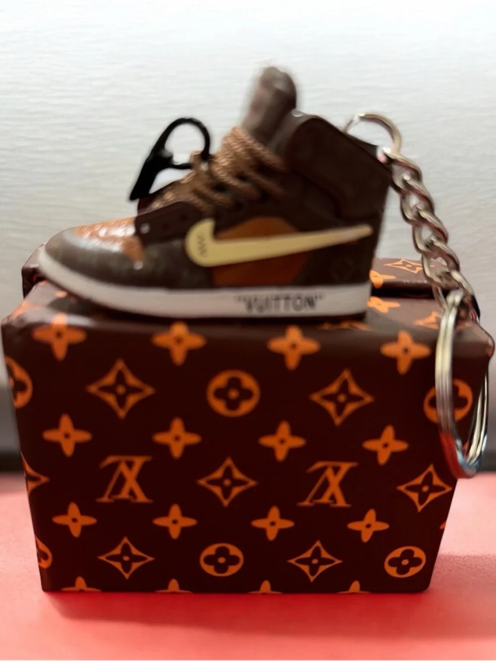 Brown  High-Top Sneaker Keychain - Brown Mini